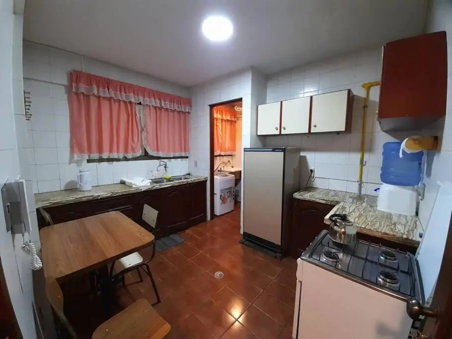 Amplio departamento en zona central norte 3A