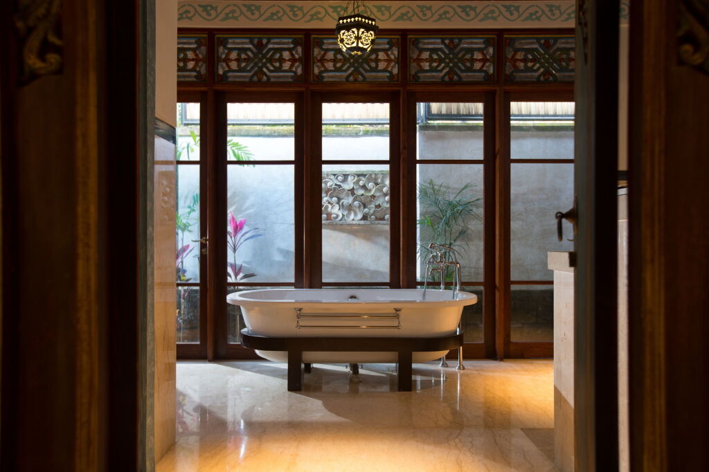 Отель Dwaraka The Royal Villas