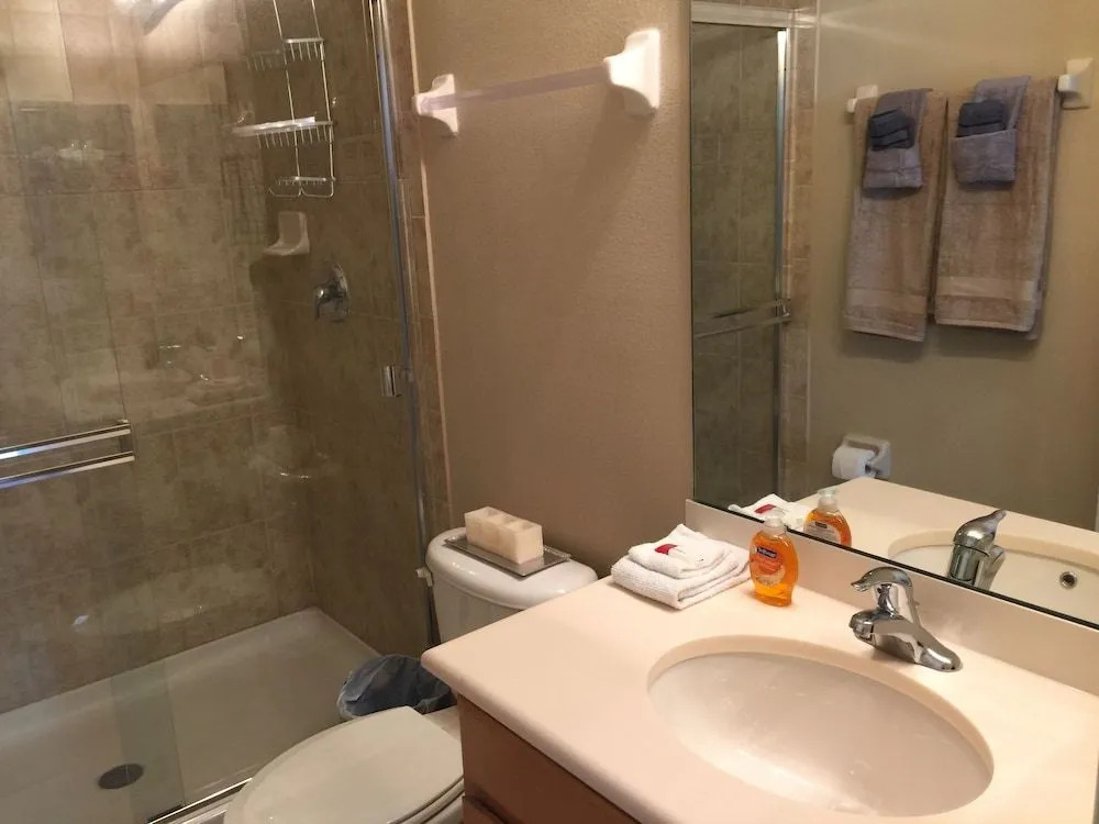 Oakwater Resort 2757