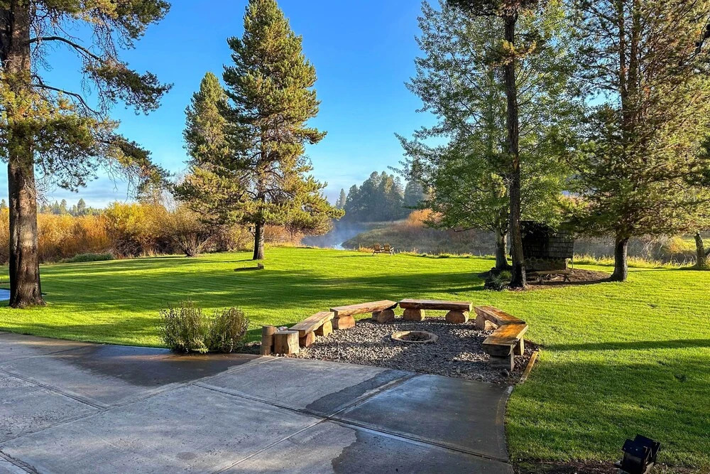 Waterfront Home w/ Hot Tub & Fire Pit in Sunriver!