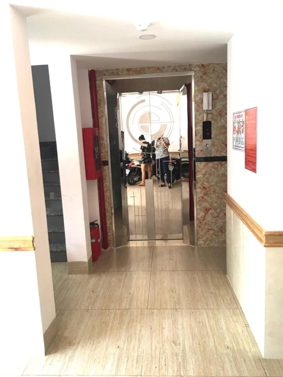 Love Hotel & Apartments