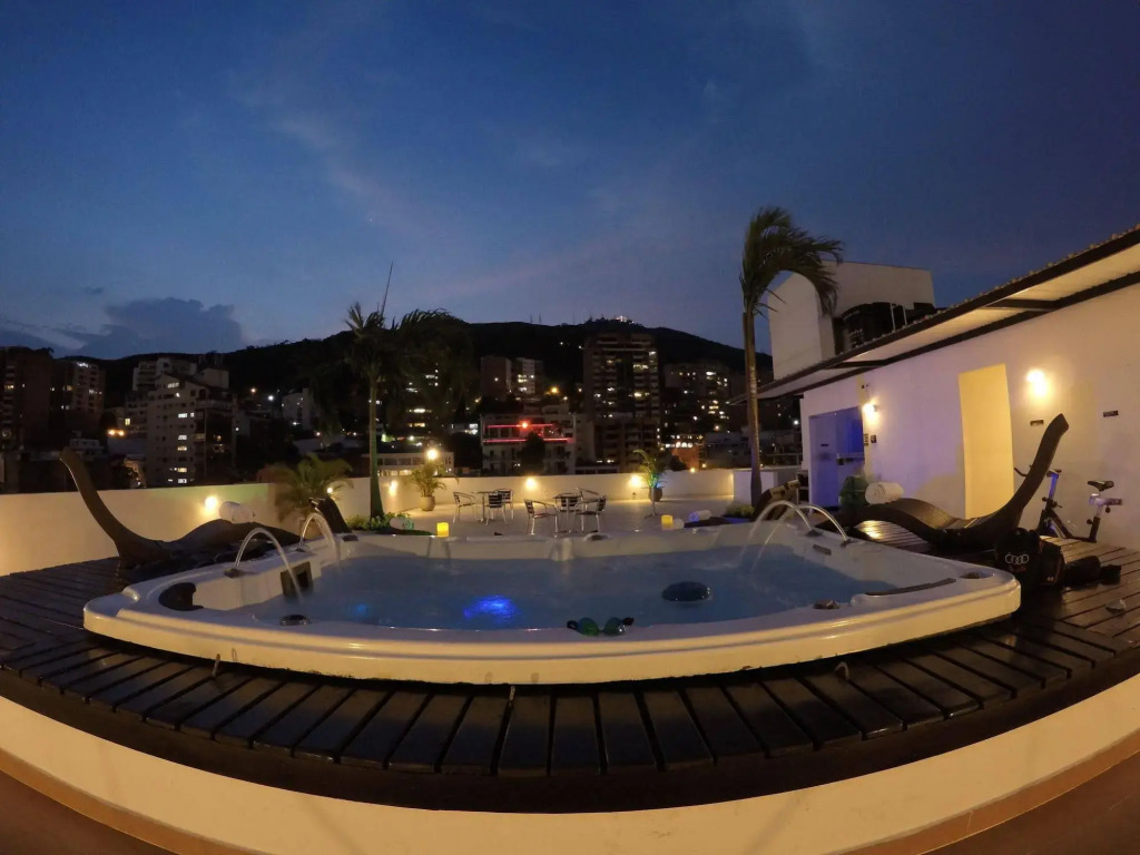 Aqua Granada Hotel