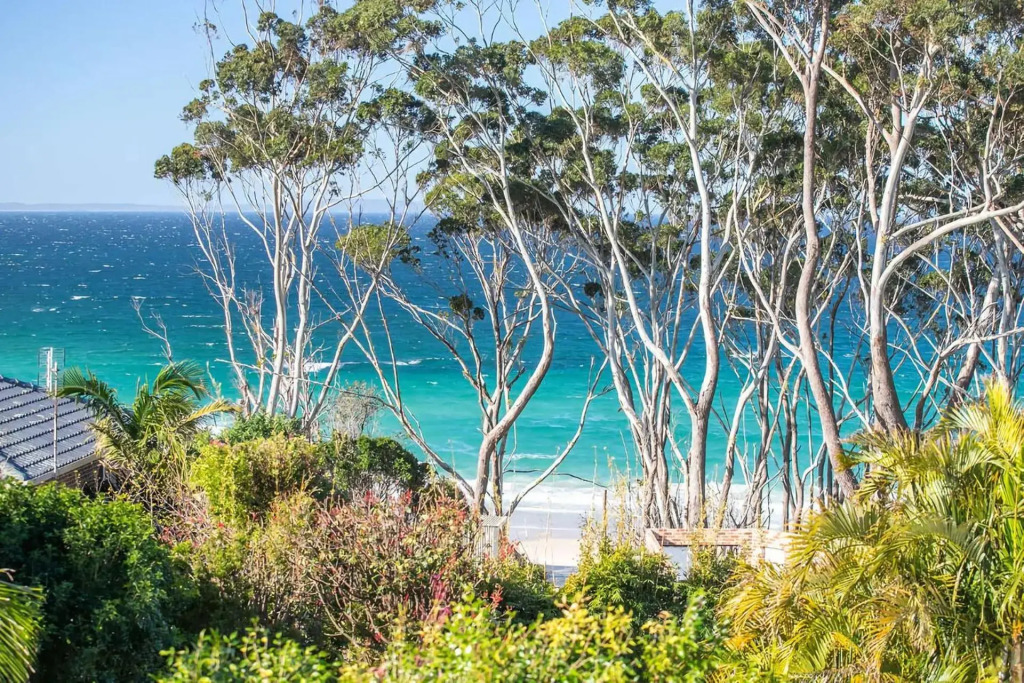 Surfers Beach House