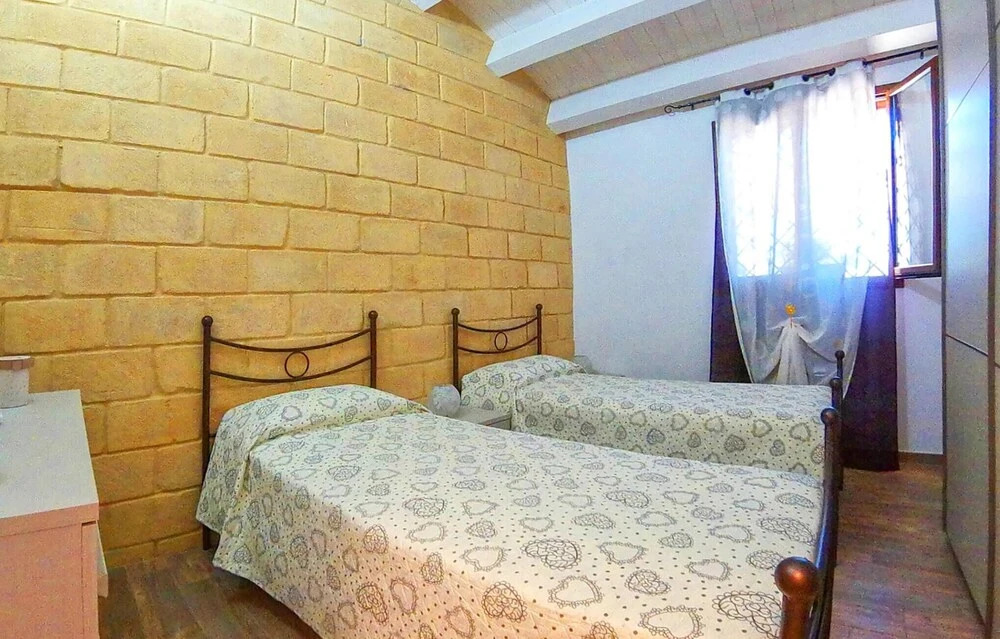 Beautiful Home in Noto With Wifi and 3 Bedrooms