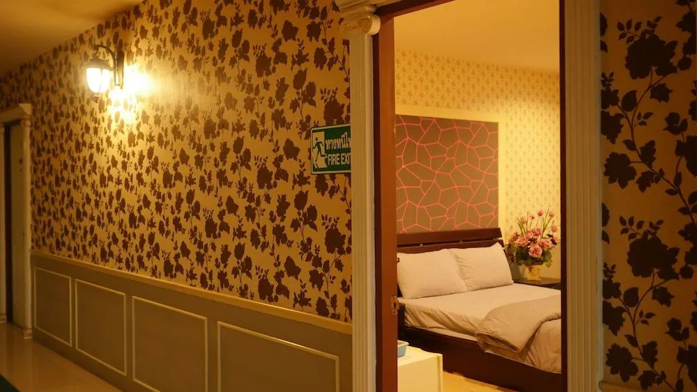 Venezia Resort and Hotel