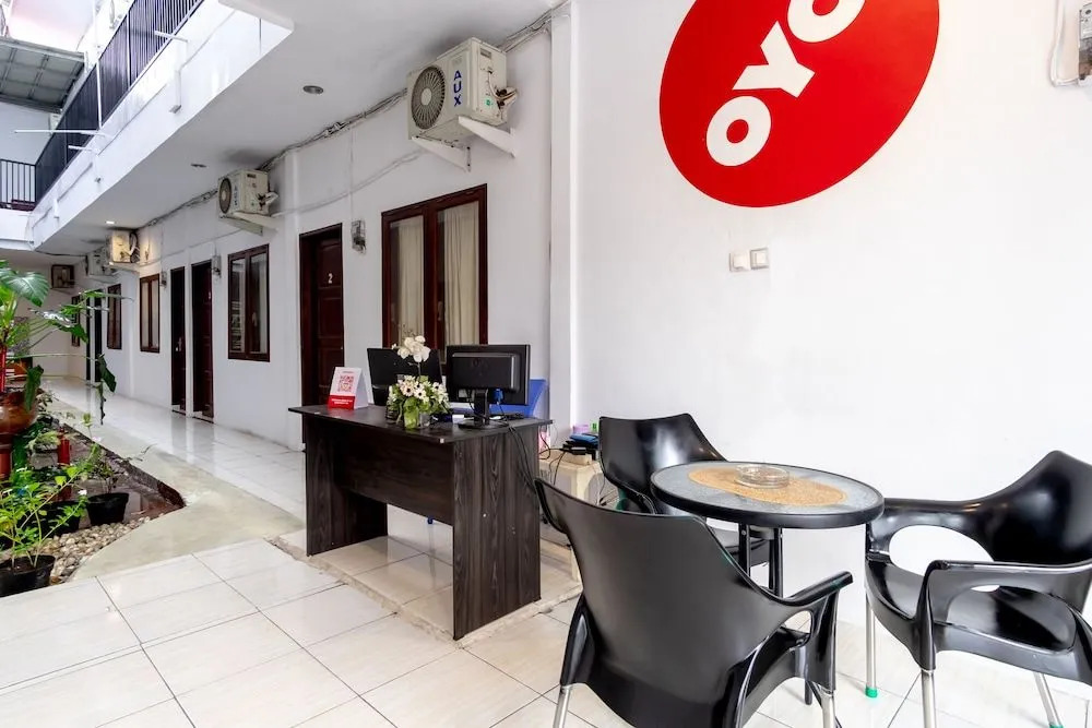 OYO 2076 Oxy Art Boarding House