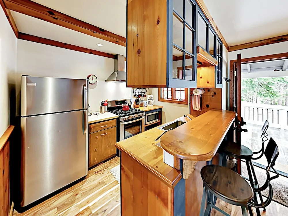 Turquoise - 2 Br Cabin