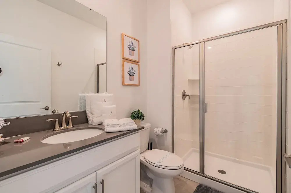 Luxury 4bd/3ba Home Storey Lake