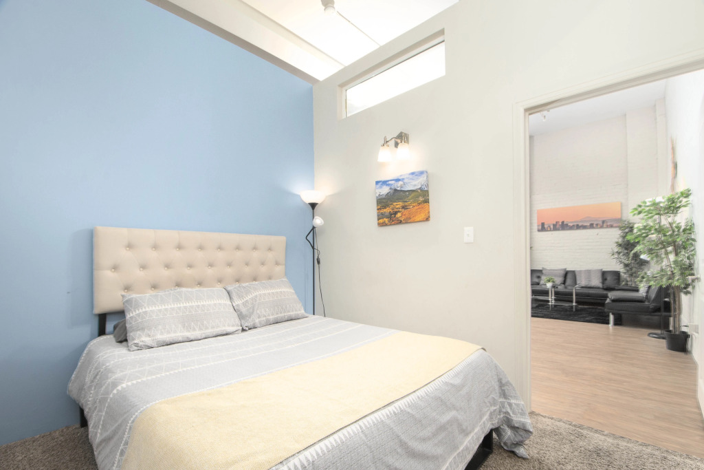 Downtown Denver 2BR Apartment | Open Plan