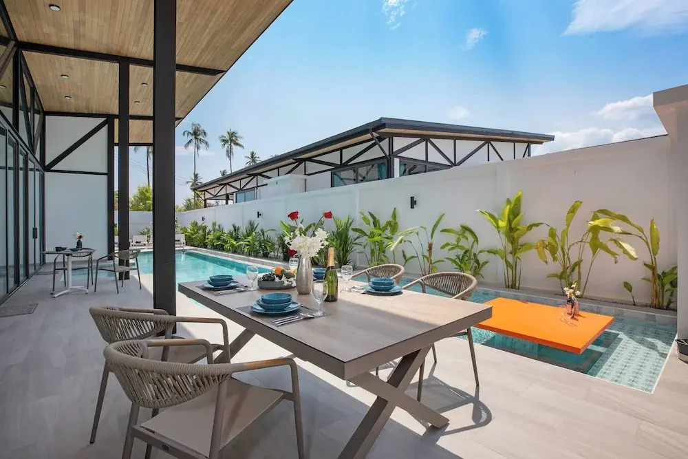 New 17m Eco Pool Villa Sunset Garden 12