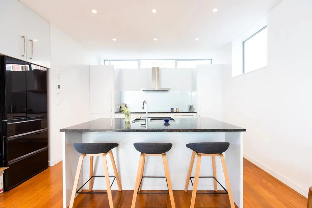 Luxury 4 Bedroom Home With Private Cinema
