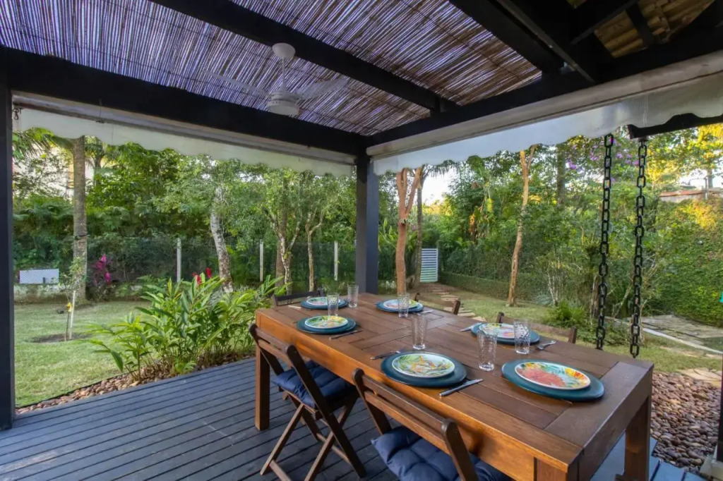 Linda Casa! Acesso privado praia Guaratuba(50mts)