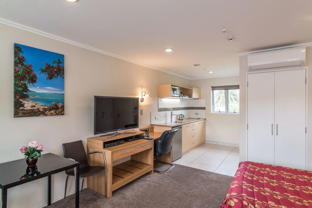 Avana Suites