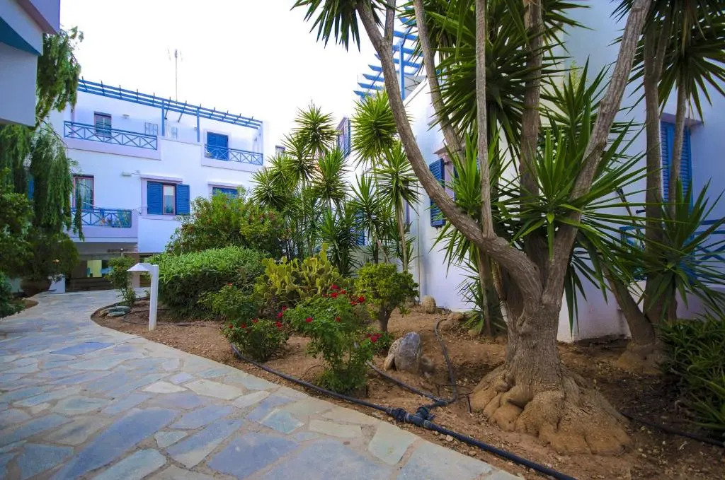 Cybele Suites & Apartments