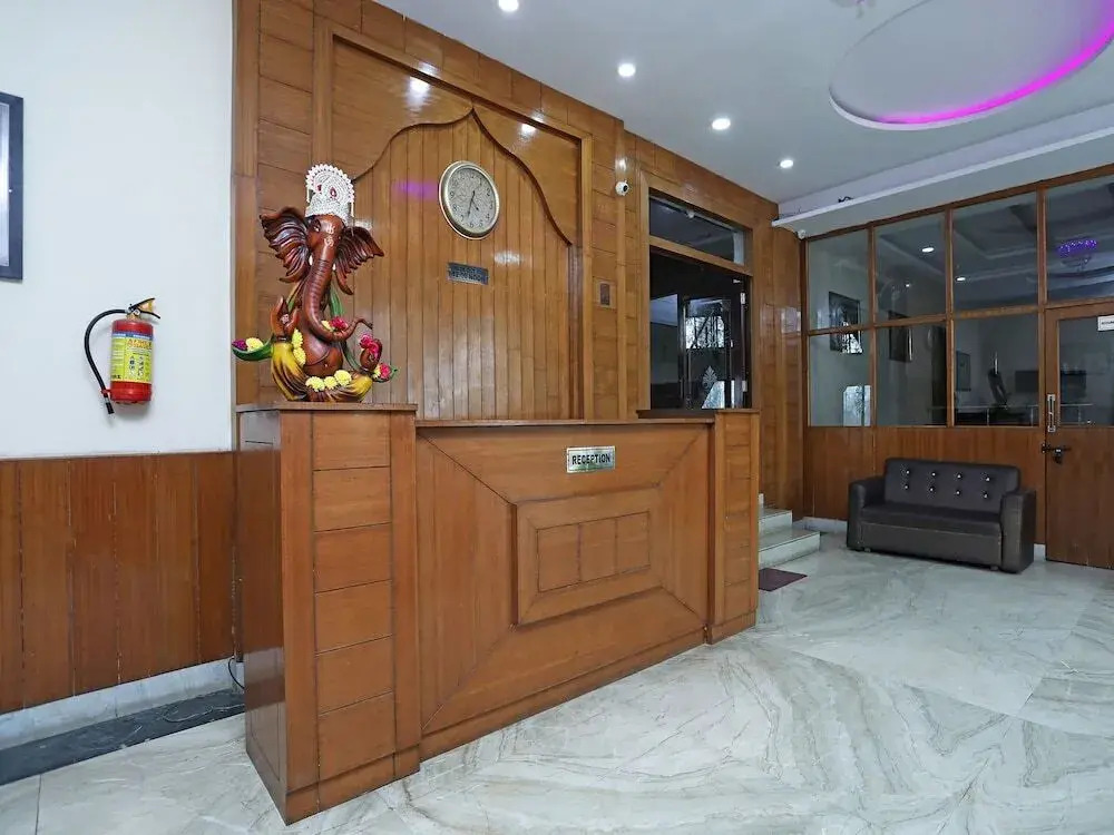 Moriya Palace By OYO Rooms