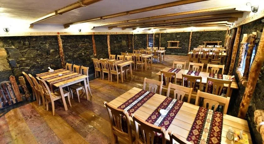 Haghpat Hotel