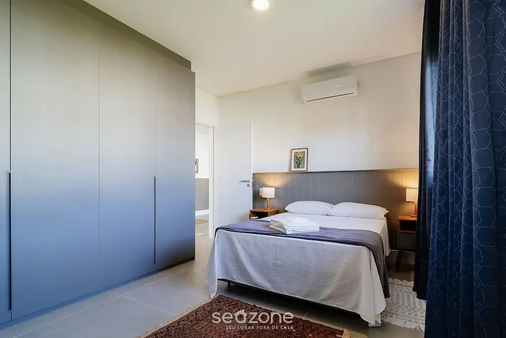 Stay in a Building With a Pool, Gym, and Leisure - SSL
