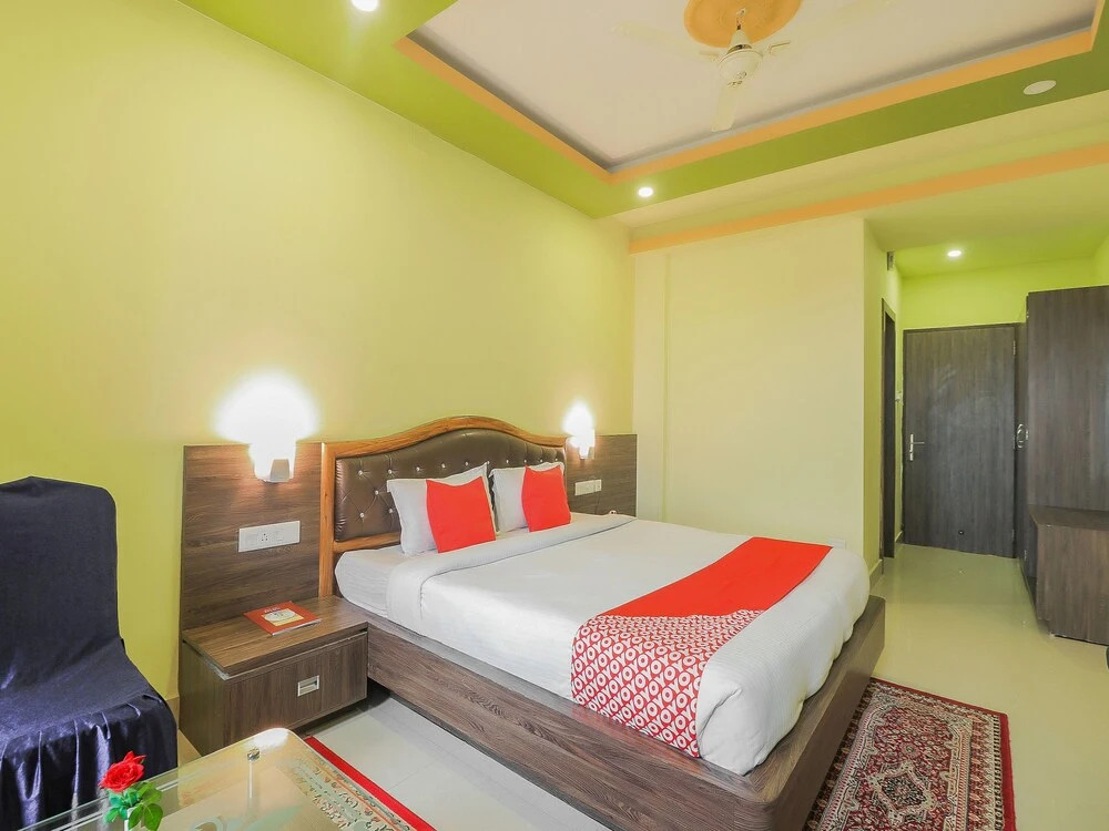 Hotel Suraj Palace