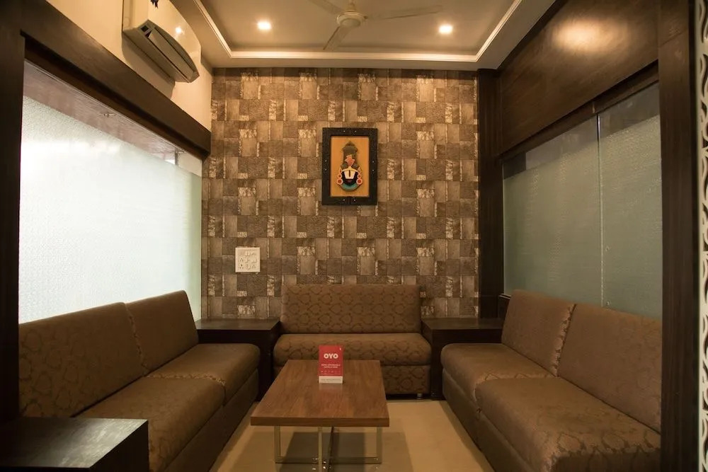 OYO 10023 Hotel Satya