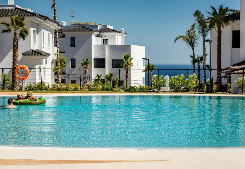 LAE13.1D- Apotel  Estepona hills by Roomservices