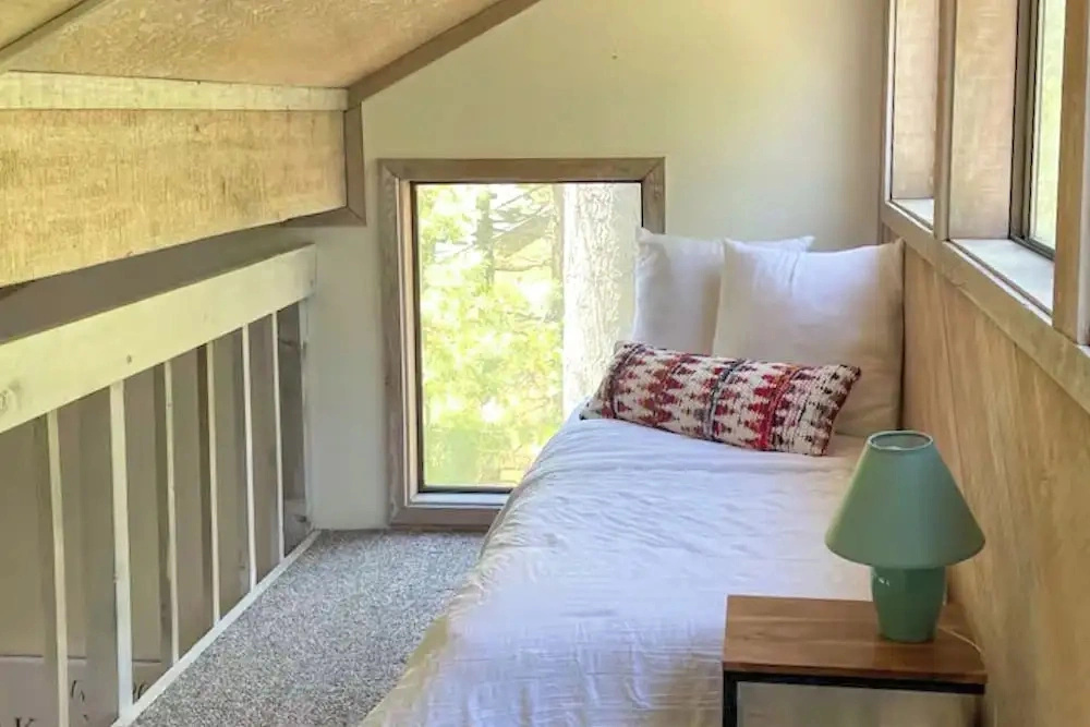 2 Mi to Dorabella Cove: Dog-friendly Townhouse