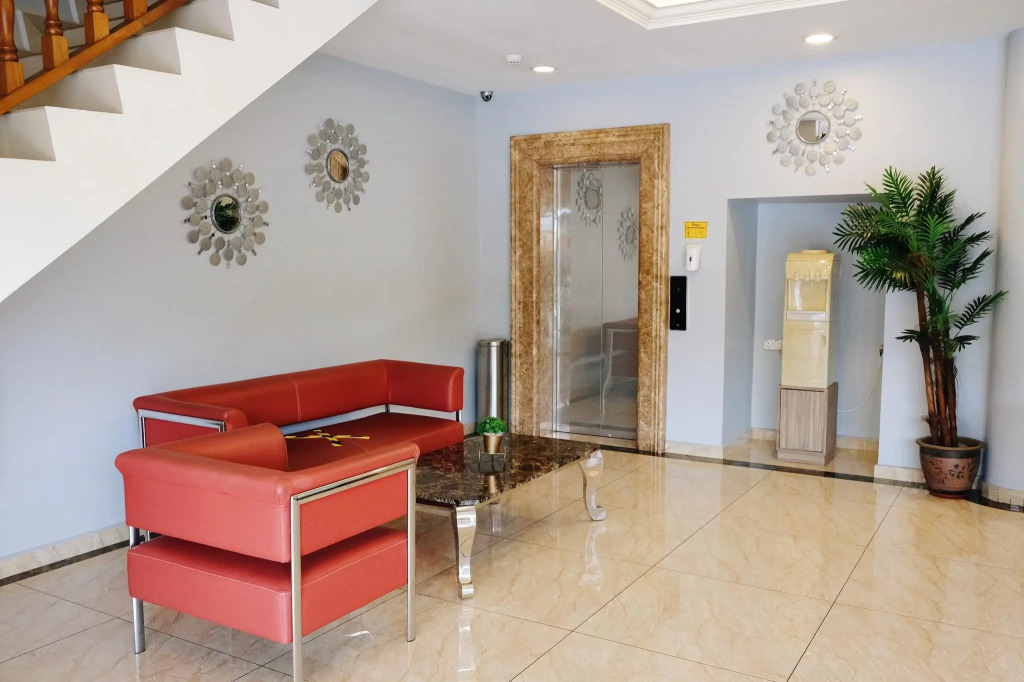 Era Plus Hotel