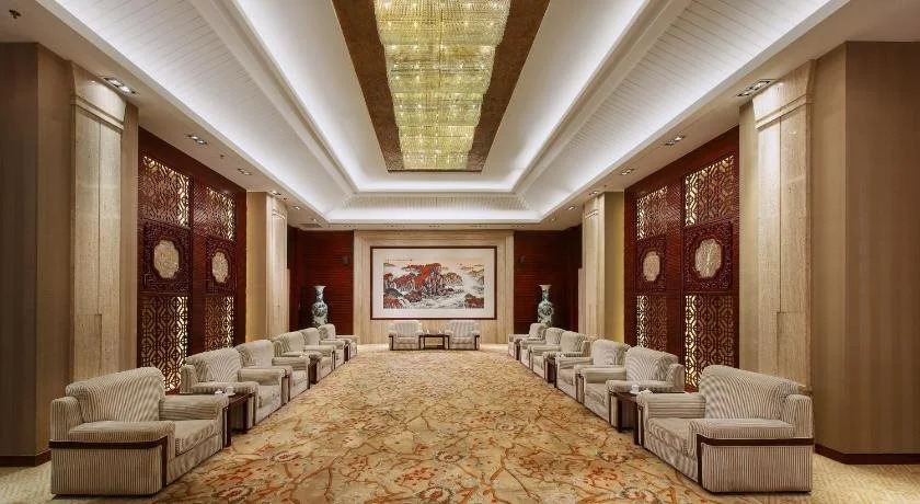 Kingworld Hotel
