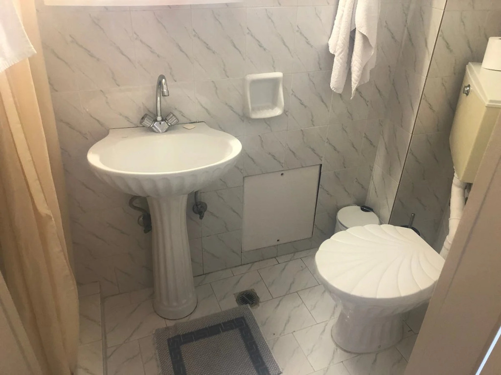 Elotia Hotel