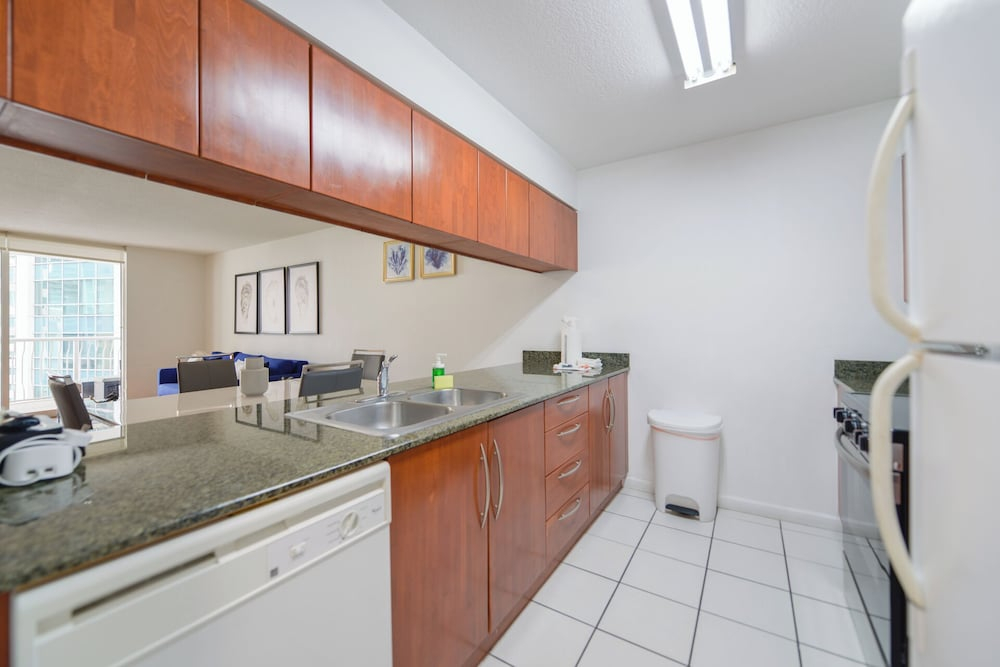 Brickell Bay 1720