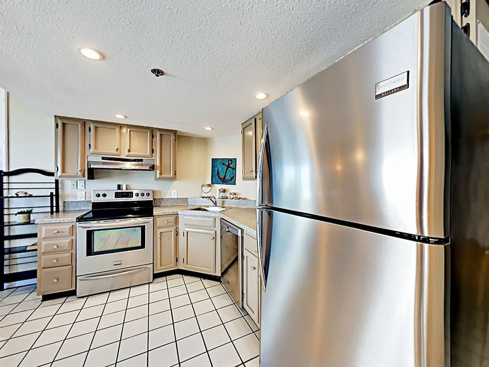 Gulf-Front Unit 702 - 2 Br Condo