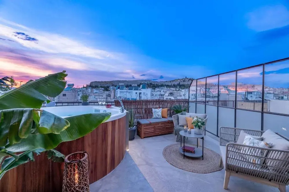Topfloor Getaway Balcony&hot Tub+acropolis View