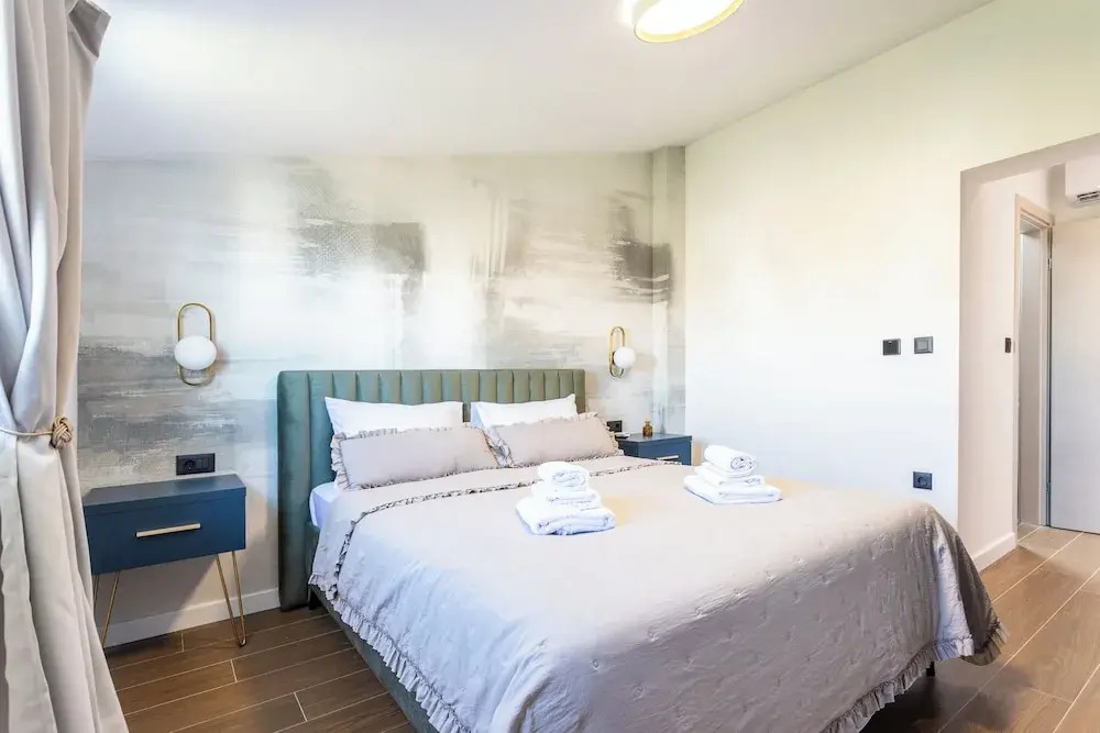 Luxury apartments Marino near beach