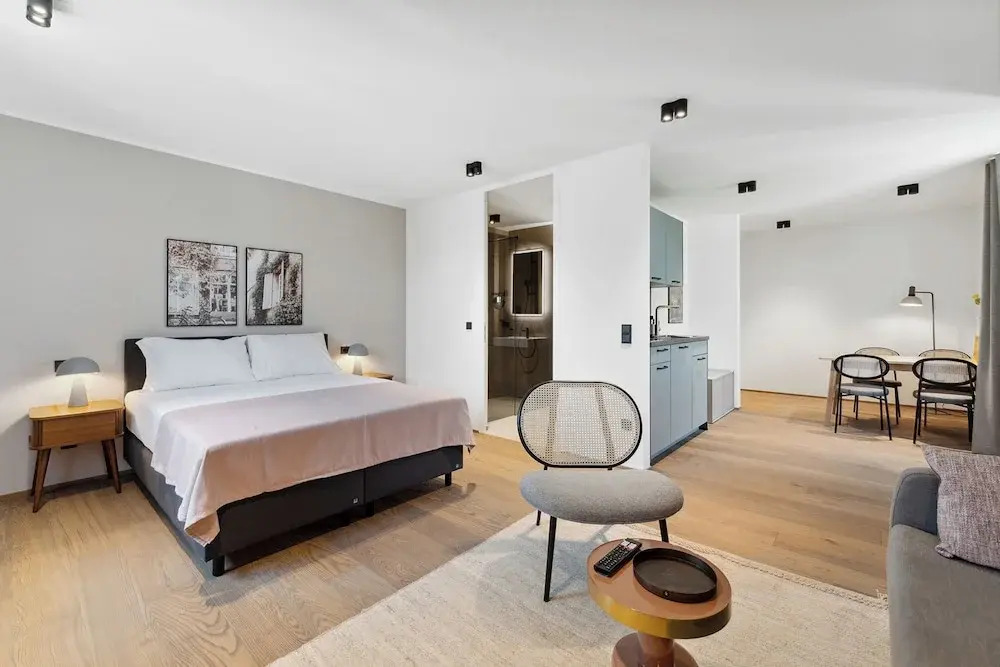 Limehome Bad Hall Hauptplatz