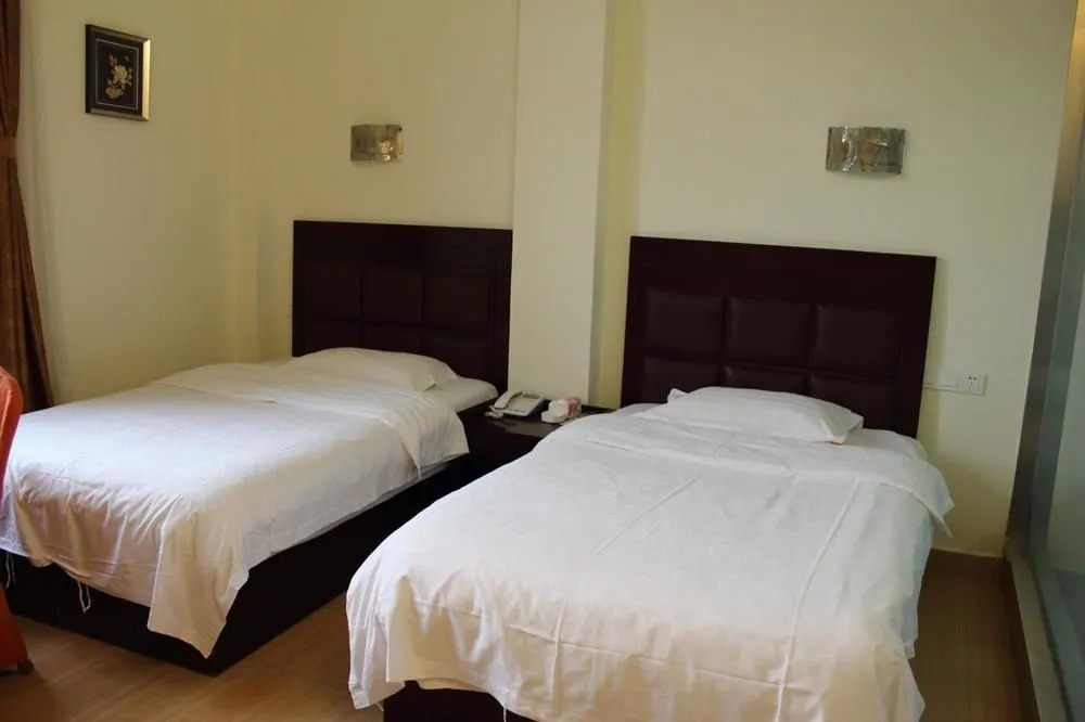 Jiabaihe Commercial Hotel