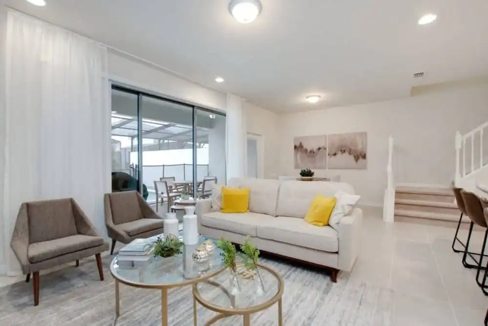 Cozy and Spacious 5BR With Pool Near Disney Parks
