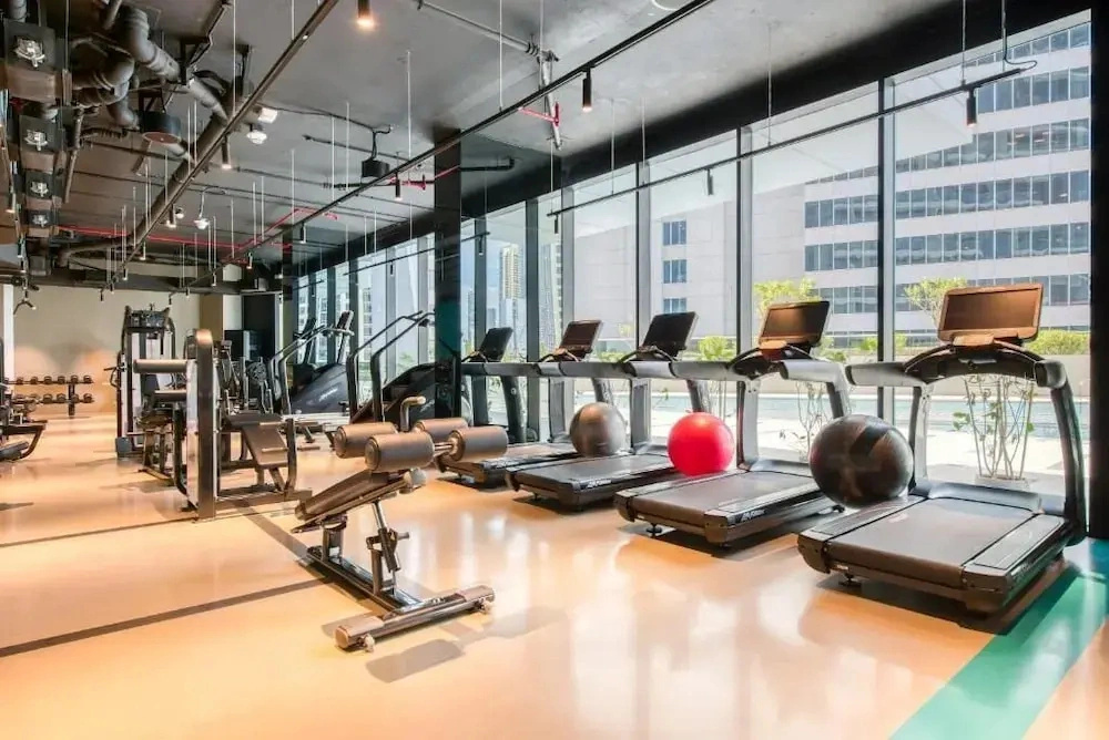 Centrally Located Cozy Burj Khalifa view