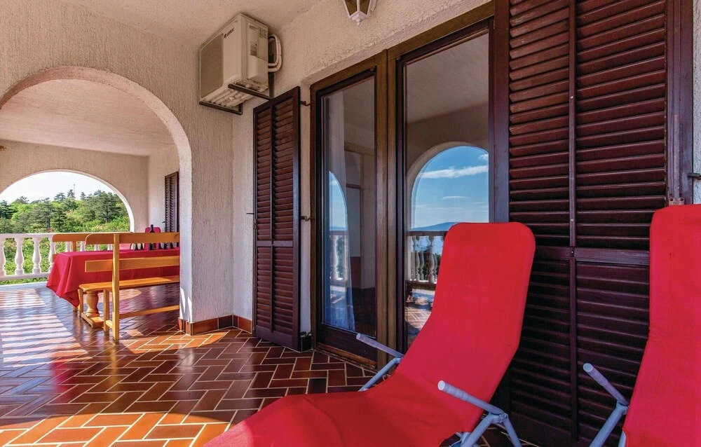 5 Bedroom Amazing Home In Klenovica