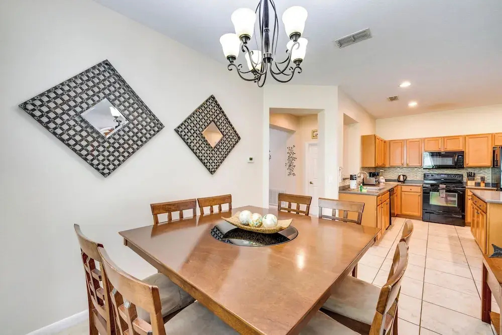 10 Mi to Disney: Home w/ Game Room & Lanai!