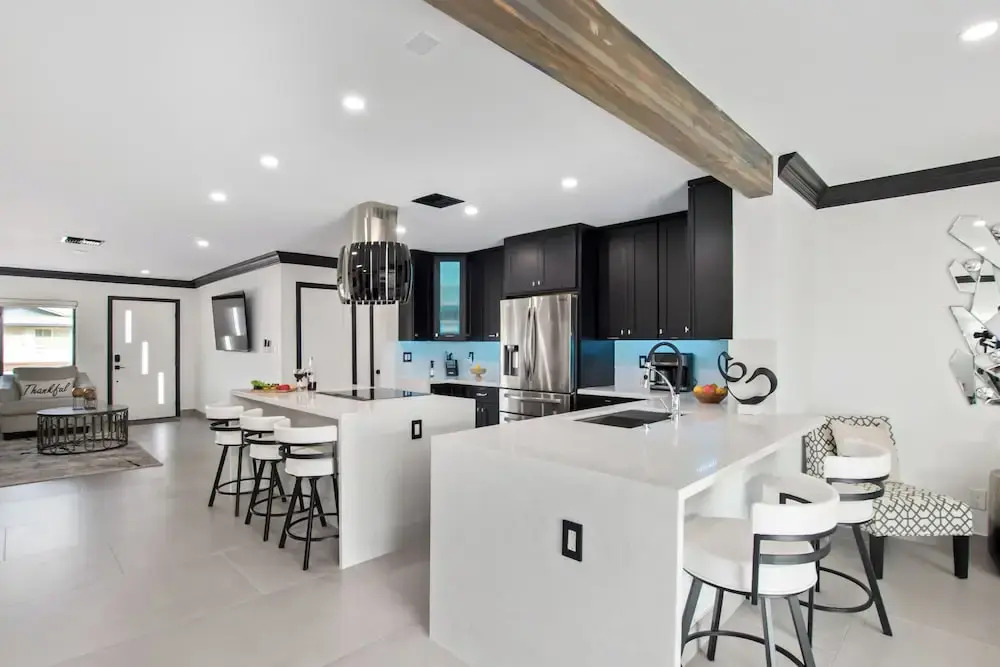 Modern Roose-pool Heat Available-hot Tub- Old Town