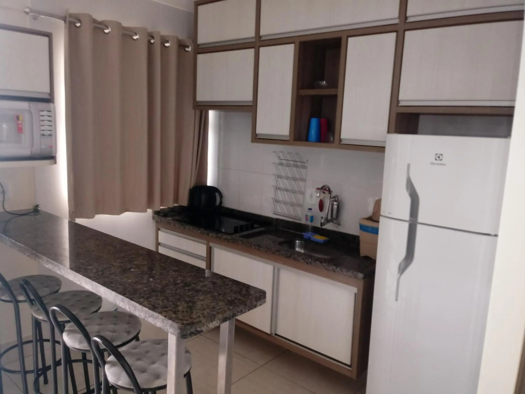 Apto 166 Lacqua diRoma V - Sacada com vista para Piscina de Ondas, roupa de Cama, camareira e garagem