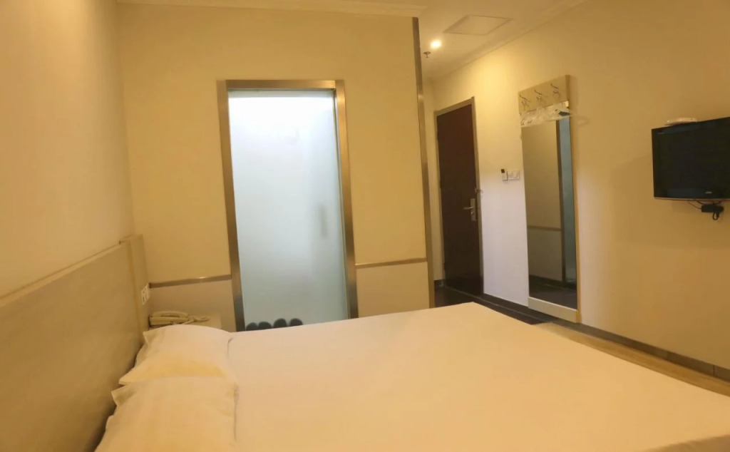 Elan Hotel Yangzhou Jiangdu Longchuan Plaza
