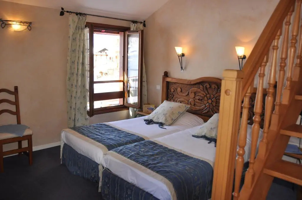 Le Chalet Suisse
