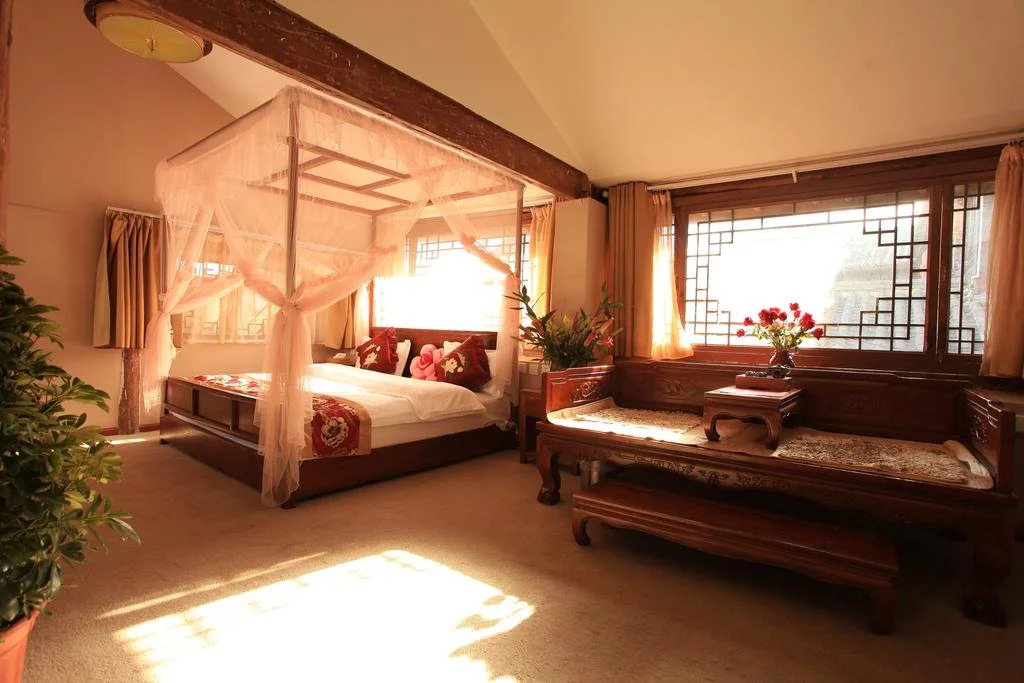 Huaqian Yuexia Inn Lijiang