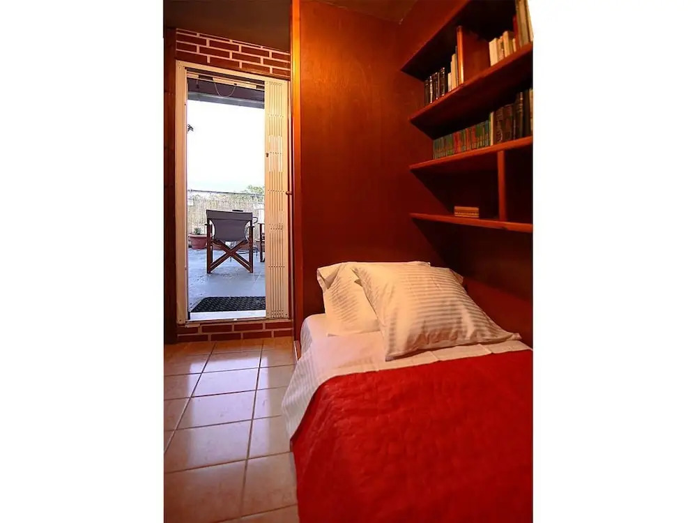 Romantic Apt with Penthouse & Acropolis View
