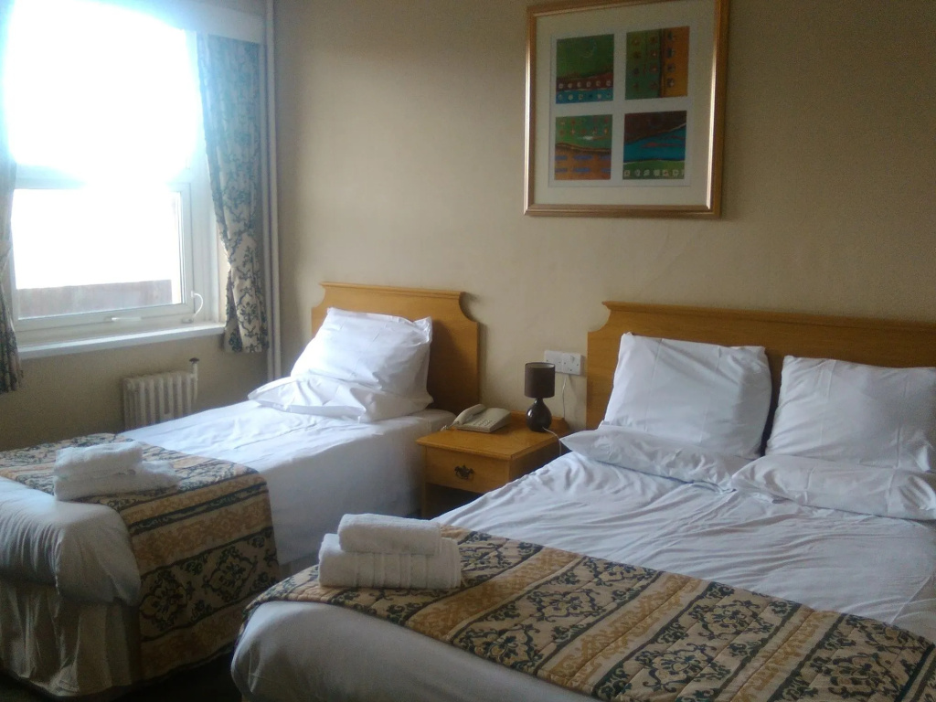 Monarch Hotel