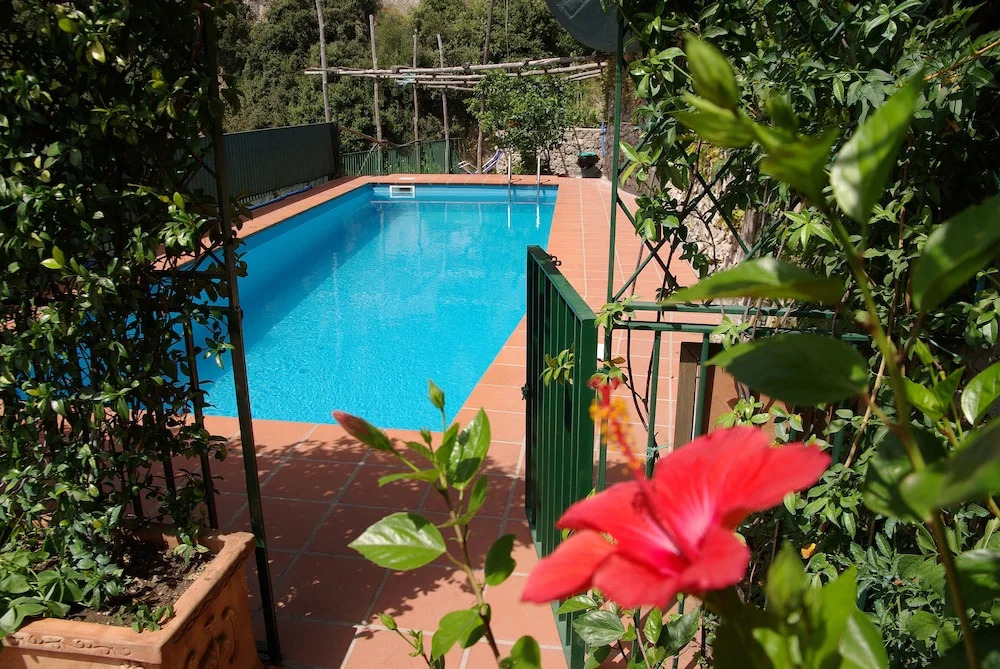 Luxury villa, pool, sea access, large terraces, stupendous views