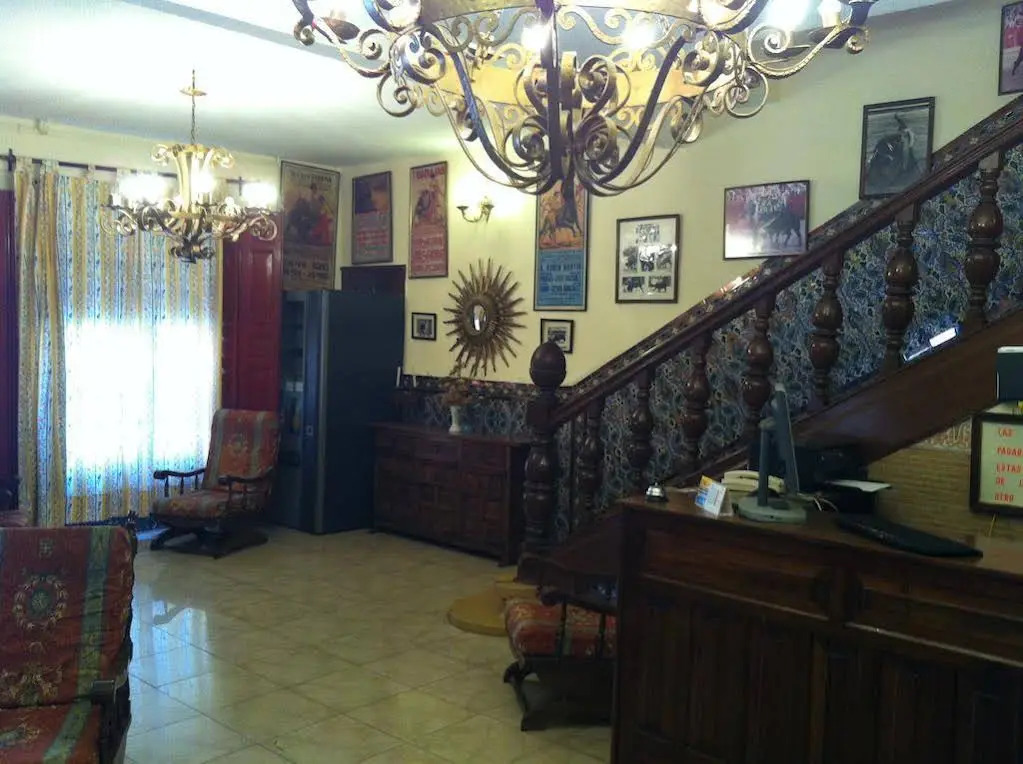 Hostal Paracuellos