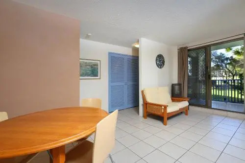 Levuka Unit 4, 14 Moreton Pde. Kings Beach