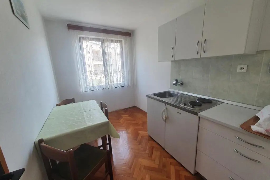 Apartment Zdenka for max 3 persons in Vrsar center close to sea