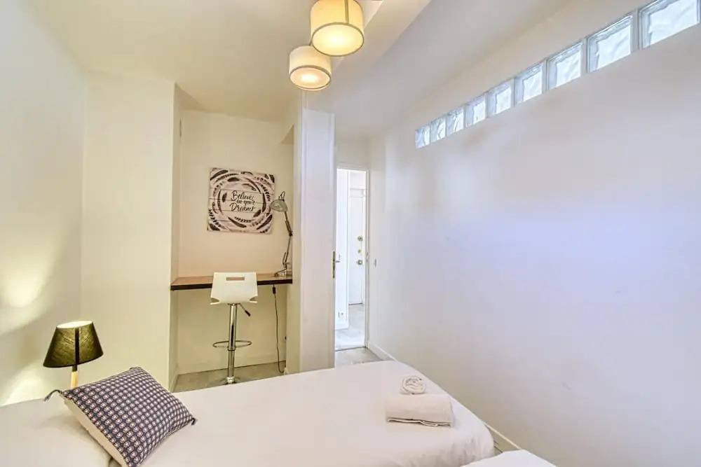 Apartment 4 People, 20 Meters From the Croisette!